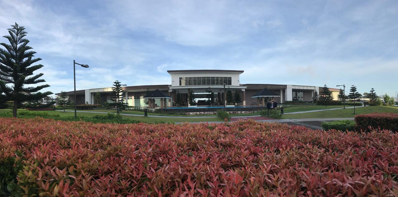 טגאיטאי Jj Suites Tagaytay @ Wind Residences מראה חיצוני תמונה