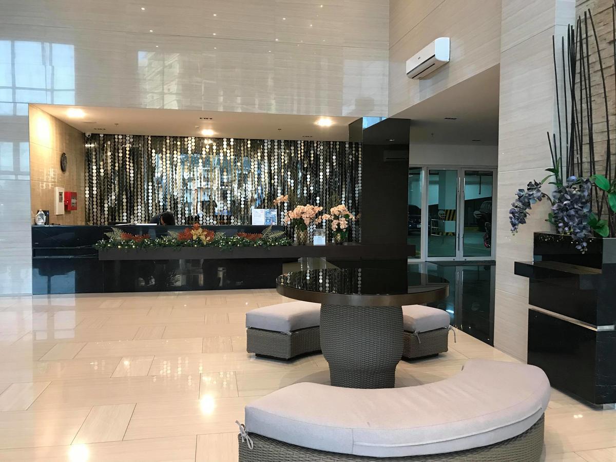 טגאיטאי Jj Suites Tagaytay @ Wind Residences מראה חיצוני תמונה