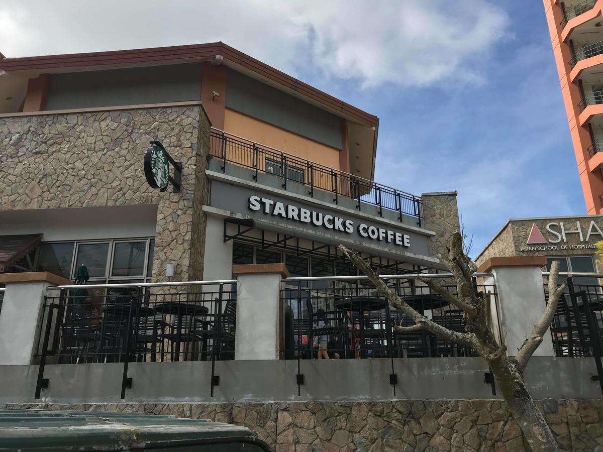 טגאיטאי Jj Suites Tagaytay @ Wind Residences מראה חיצוני תמונה